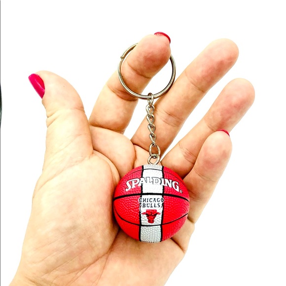 NBA Chicago Bulls Mini Spalding Basketball Keychain - Picture 2 of 13